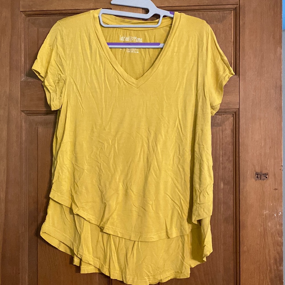 Latched Mama size small nursing tee.
